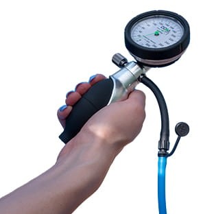 ciśnieniomierz odporny na wstrząsy AllTime DD Medical, Francja.jpg