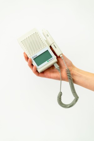 doppler naczyniowy w dłoni